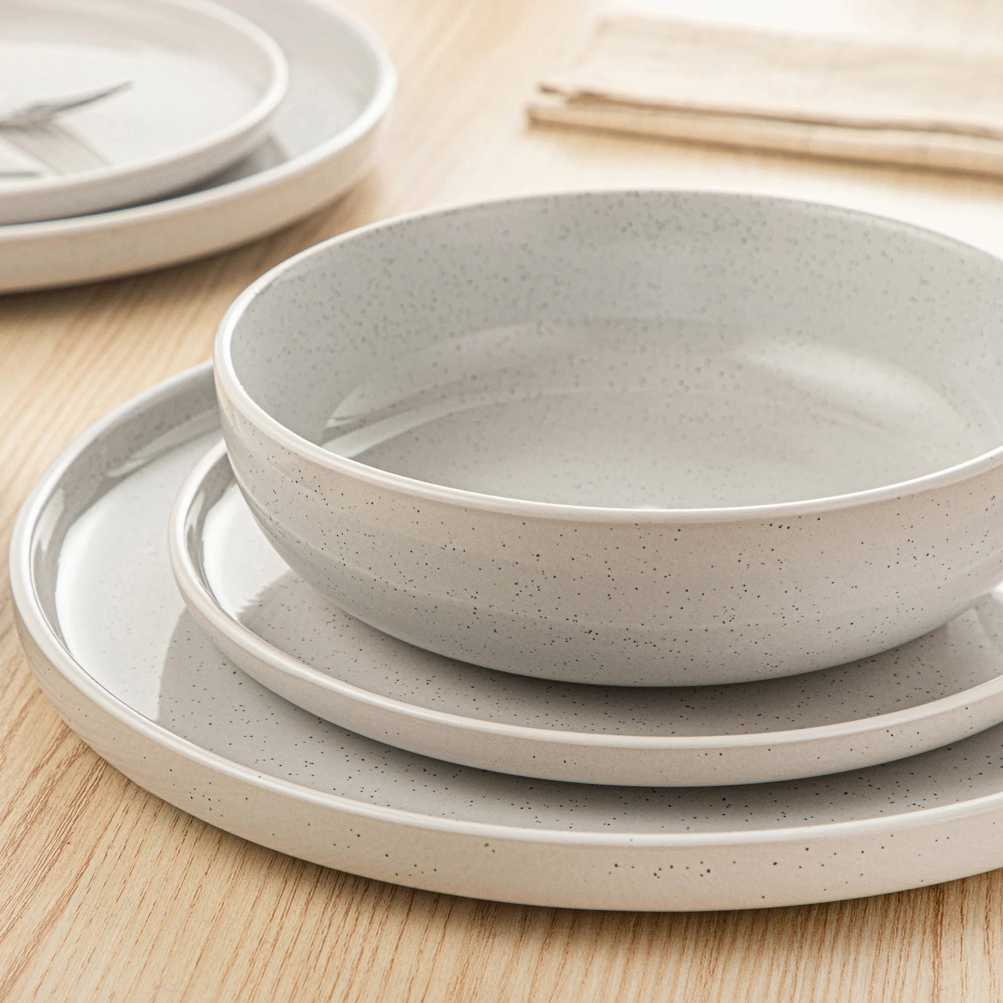 Vancasso SESAM White Stoneware Set